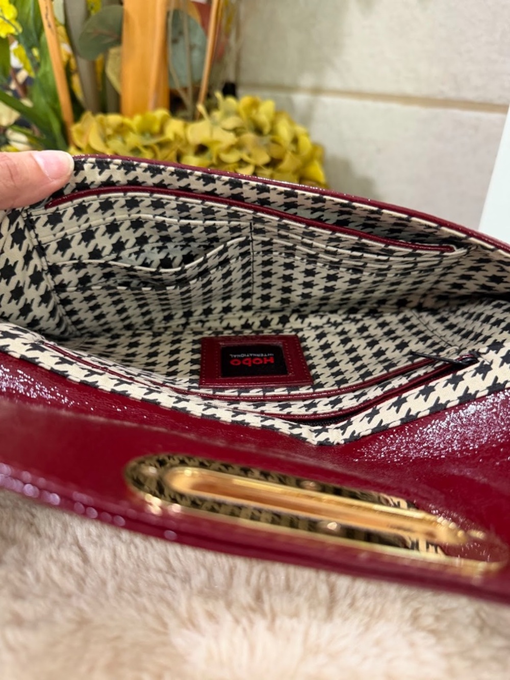 Hobo International Burgundy Patent Leather Shoulder Clutch Bag Evening Purse - Picture 4 of 6
